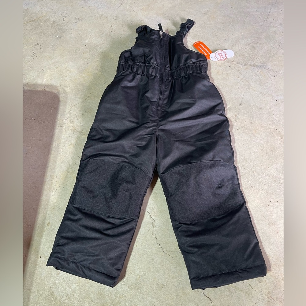 Kids ski suit
